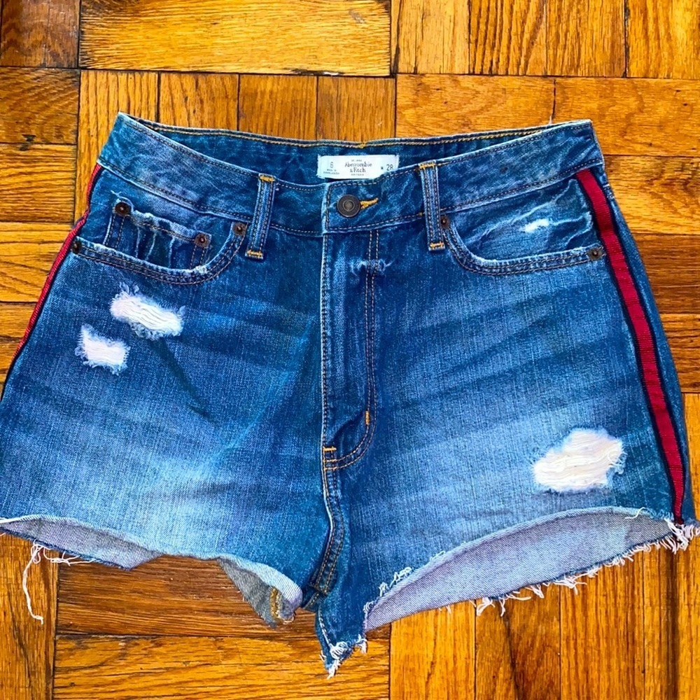 Abercrombie and Fitch jean shorts size: 6